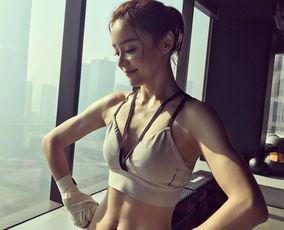 所有明星同款马甲线,揭秘健身潮流与塑形秘籍