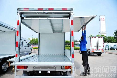 小吃网红地摊车照片,网红地摊美食的魅力瞬间