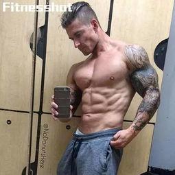 喉咙有纹身网红是谁,揭秘网红独特魅力