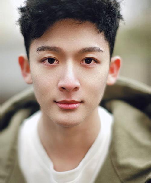 刘威大胆爆料图片视频,独家图片视频揭秘幕后真相