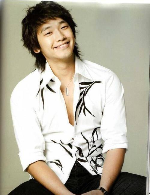 韩国明星定延,韩国娱乐圈的璀璨新星