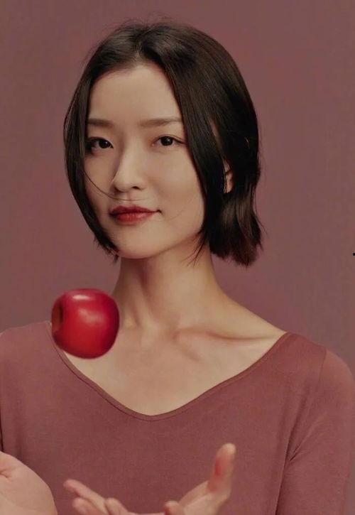 单亲出明星,逆境中的璀璨星光