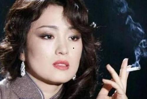 烟 是什么明星,揭秘娱乐圈璀璨明星的神秘面纱