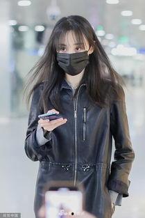 口罩网红爆款 黑色皮衣